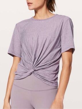Lululemon Twist Knot Front Tee Size Large Lavender Crescent Short Sleeve Studio